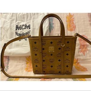 Toni Shopper in Visetos COGNAC Mini Bag